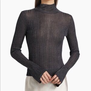 Toccin Amelia Turtleneck